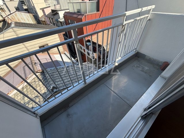 19/30 バルコニー