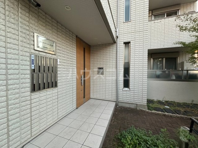 2/7 エントランス
