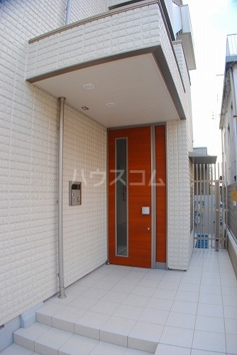 19/21 エントランス