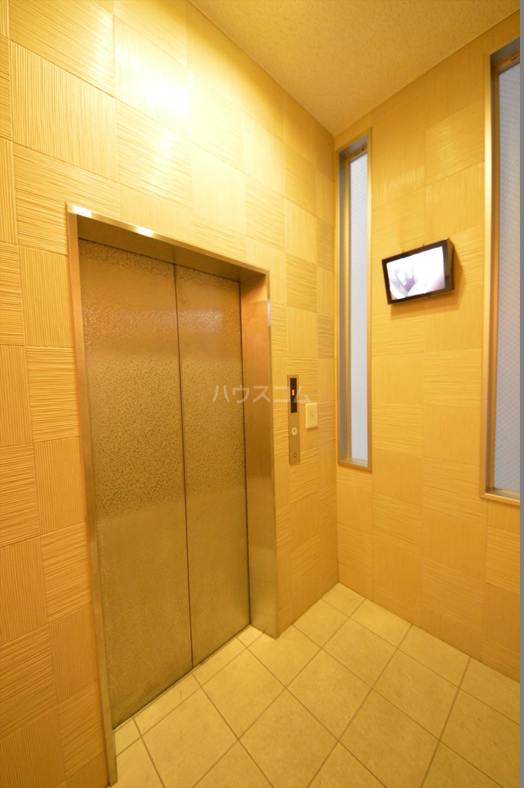 26/30 エントランス