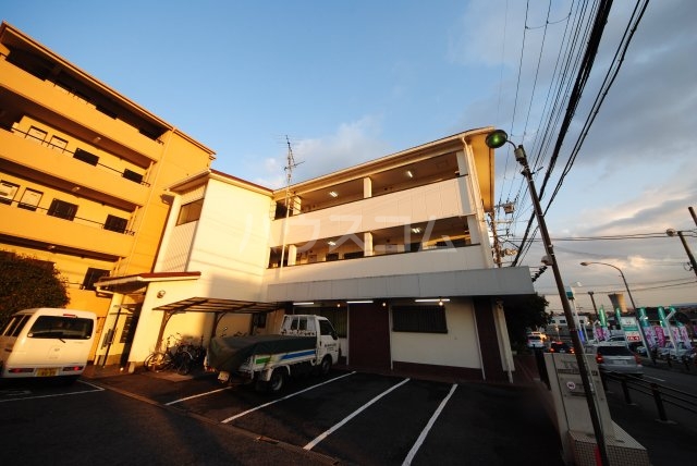 14/22 エントランス