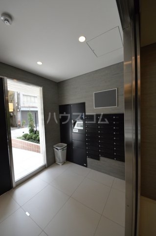 22/30 エントランス