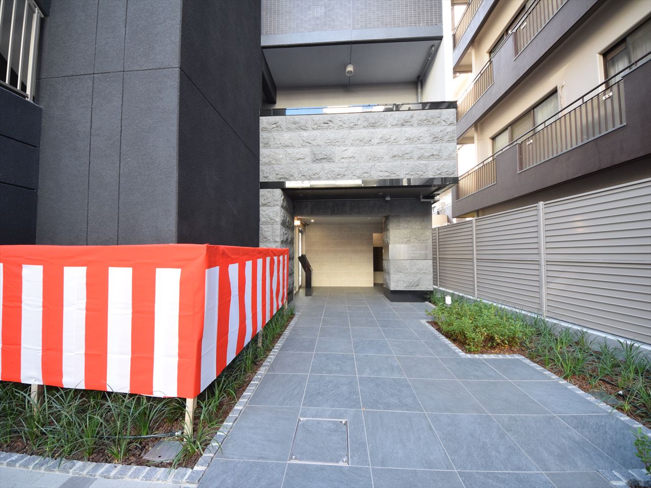 21/29 エントランス