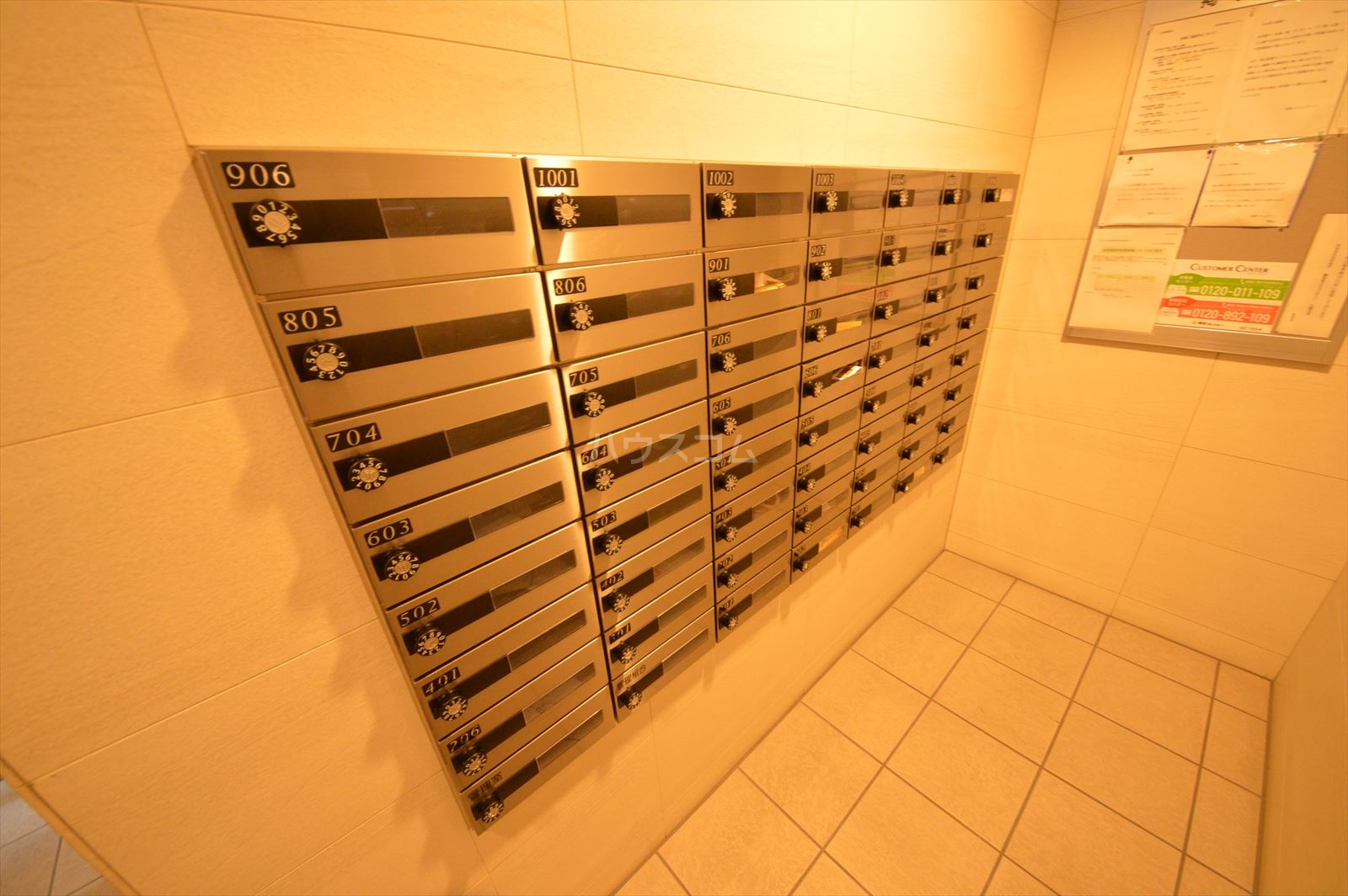 16/26 エントランス