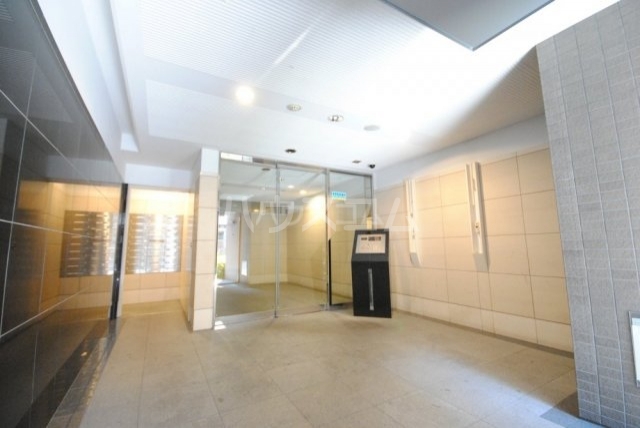 14/21 エントランス