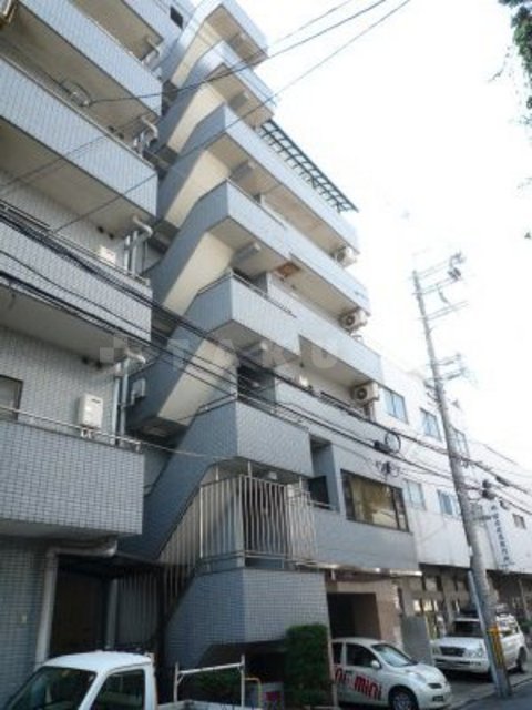 14/23 エントランス