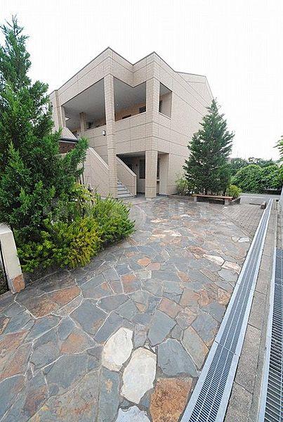 19/29 エントランス