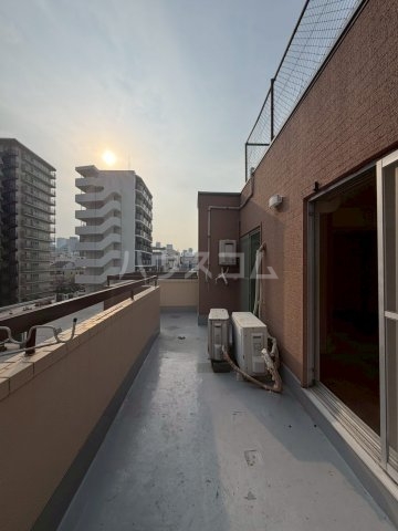 15/27 バルコニー