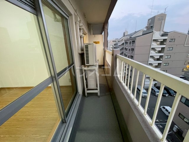 20/30 バルコニー