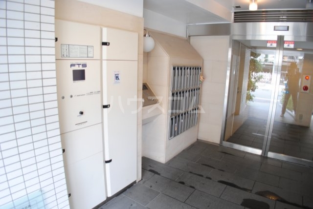 2/11 エントランス