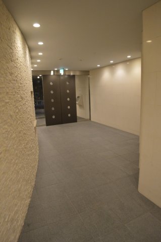 29/30 エントランス