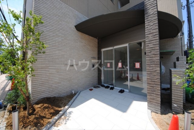 29/30 エントランス