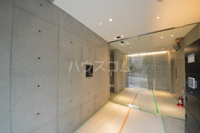 29/30 エントランス