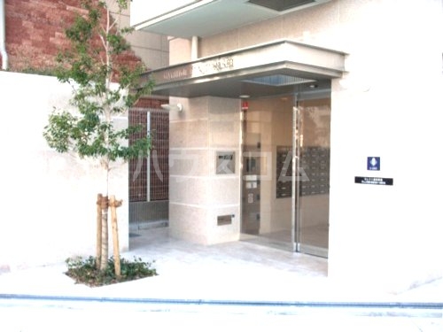 14/23 エントランス