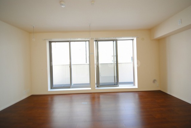 13/23 バルコニー