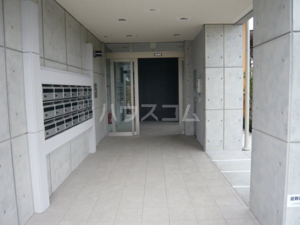 29/30 エントランス