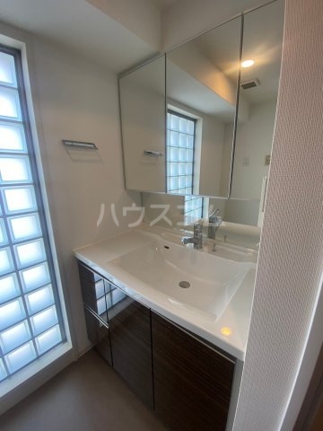 15/30 洗面