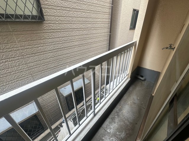 19/30 バルコニー