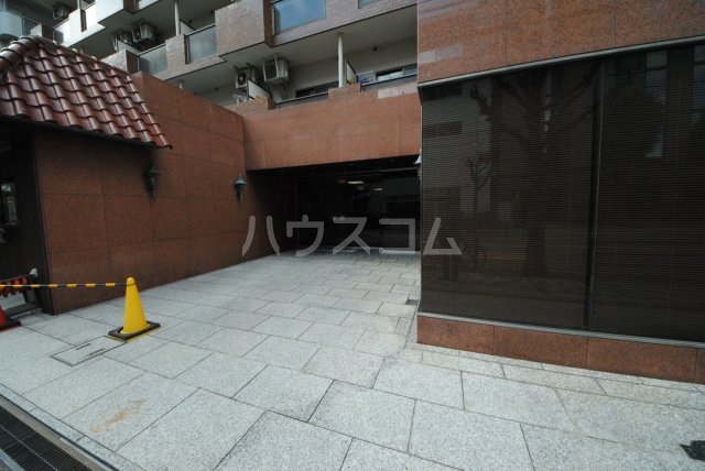 15/25 エントランス