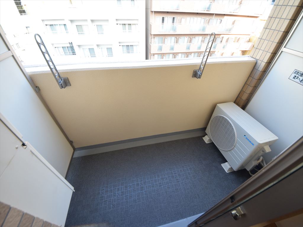 15/27 バルコニー