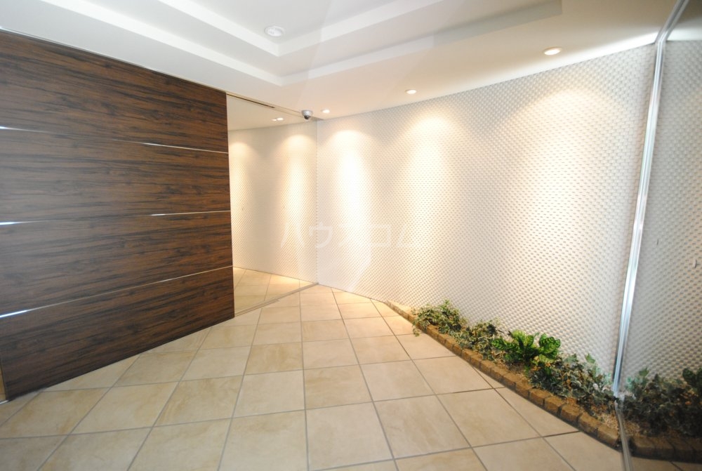 2/10 エントランス