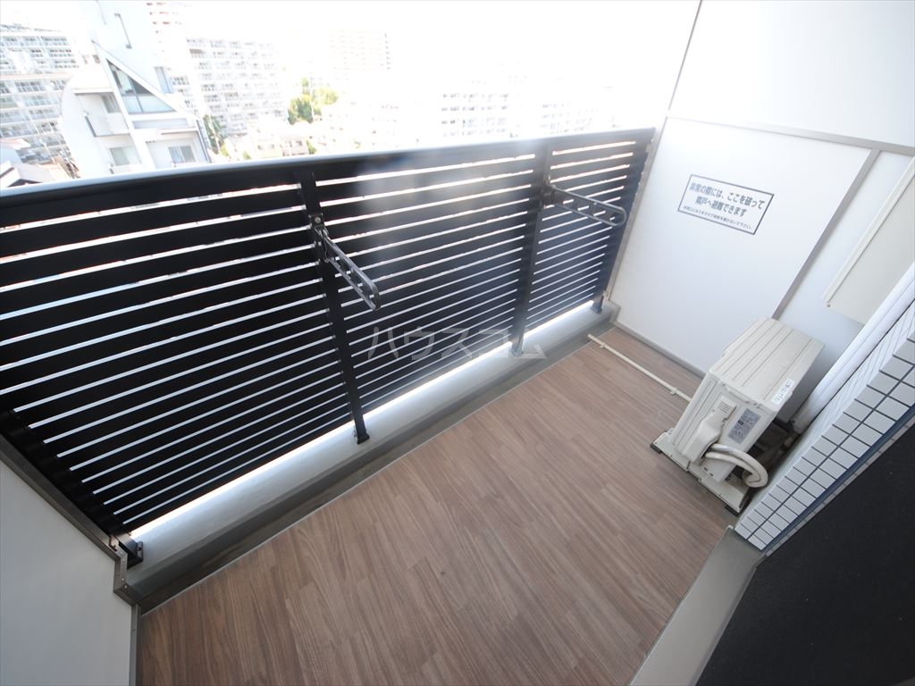 14/30 バルコニー
