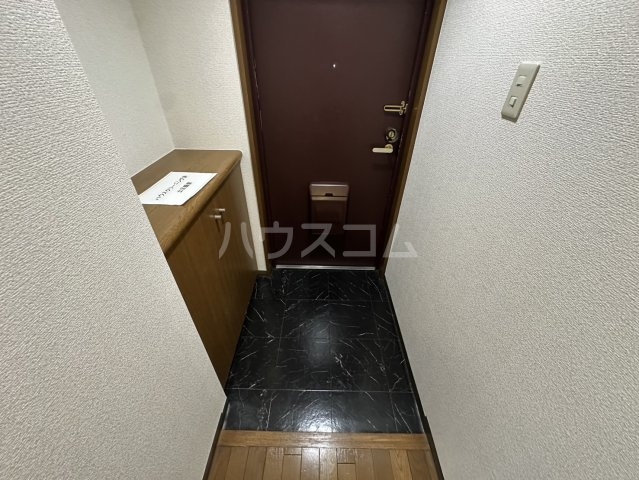 14/30 玄関