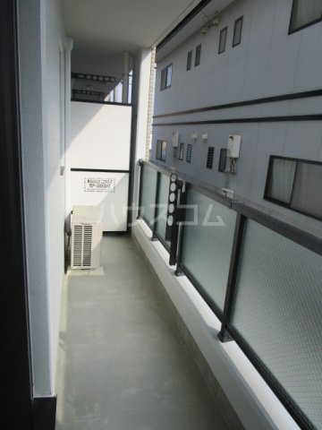 16/25 バルコニー