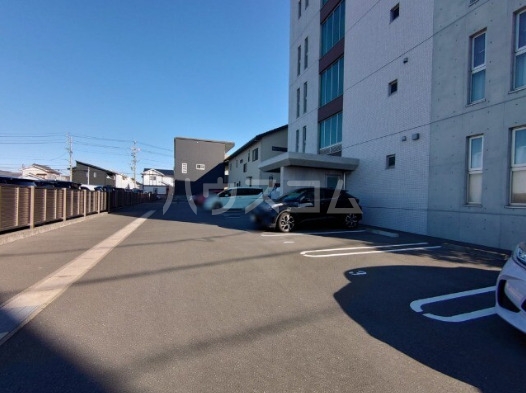 14/19 駐車場