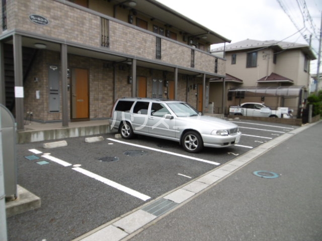 22/30 駐車場