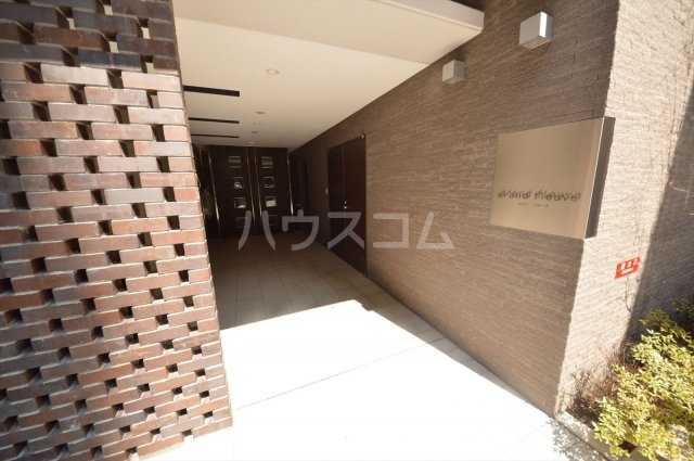 2/5 エントランス