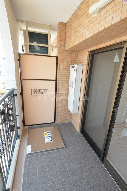 17/30 バルコニー