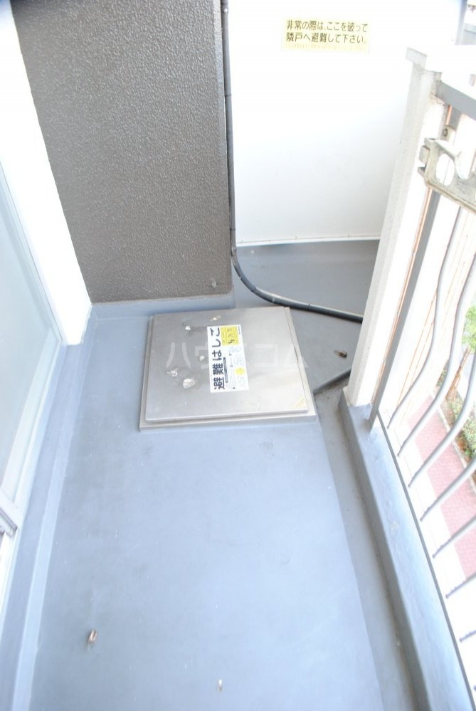 14/23 バルコニー