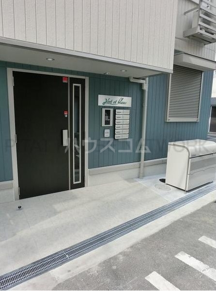 14/23 エントランス