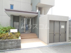 14/22 エントランス