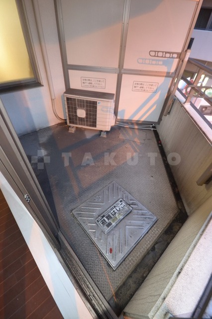 14/28 バルコニー