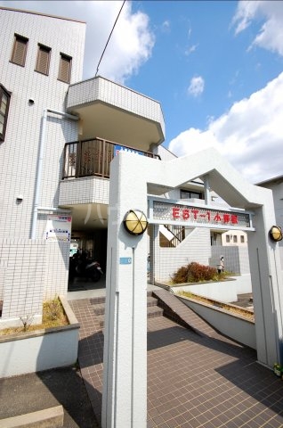 14/18 エントランス