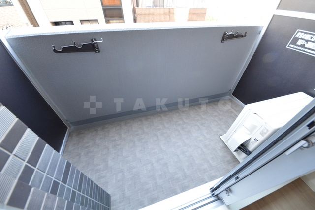 19/30 バルコニー