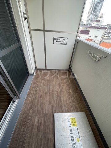 14/27 バルコニー