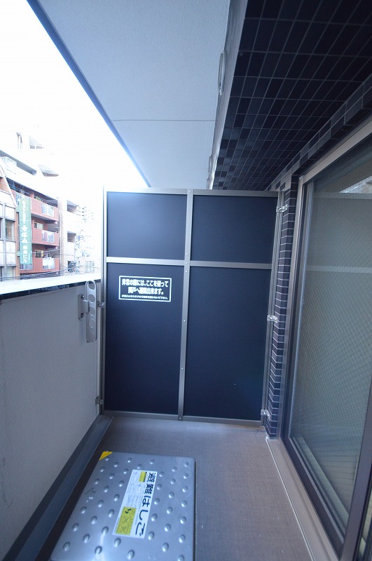 17/30 バルコニー