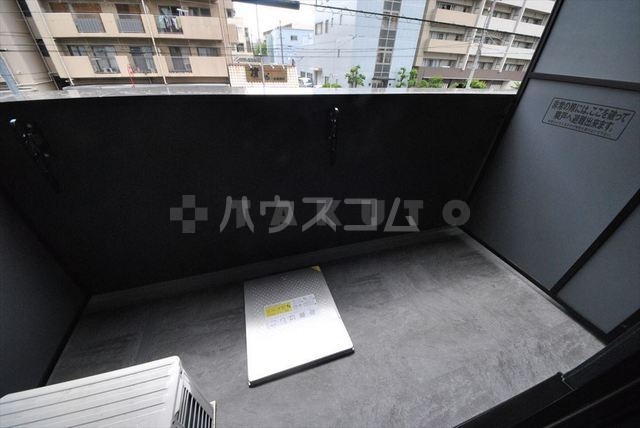 15/28 バルコニー