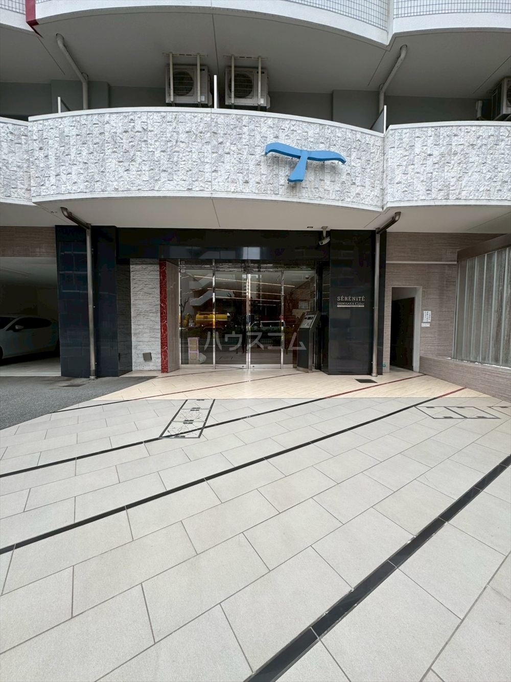 29/30 エントランス