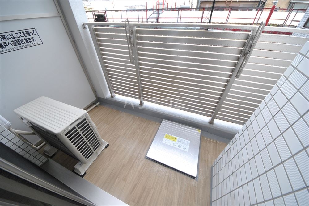 20/30 バルコニー