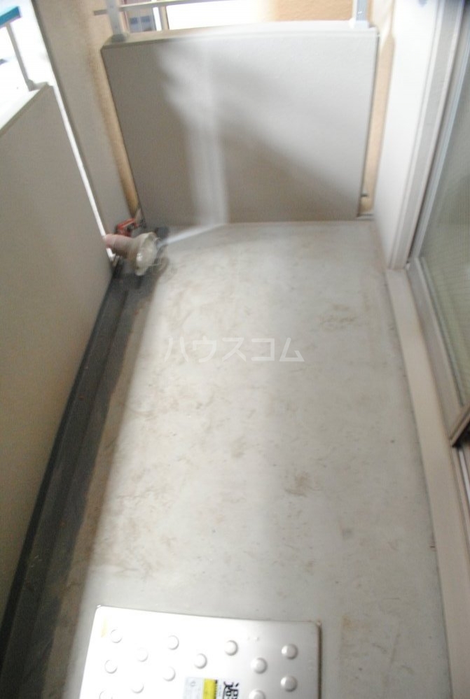 17/30 バルコニー