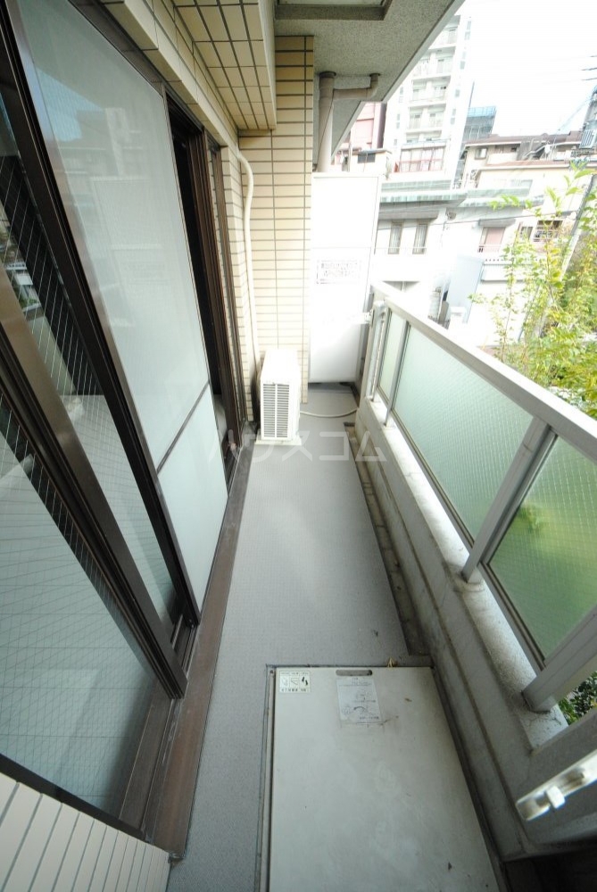 14/28 バルコニー