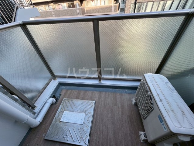 20/30 バルコニー