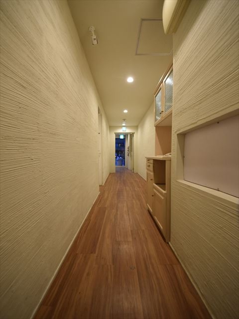 17/27 エントランス