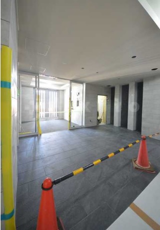 19/29 エントランス