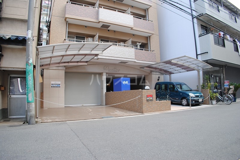 17/27 エントランス