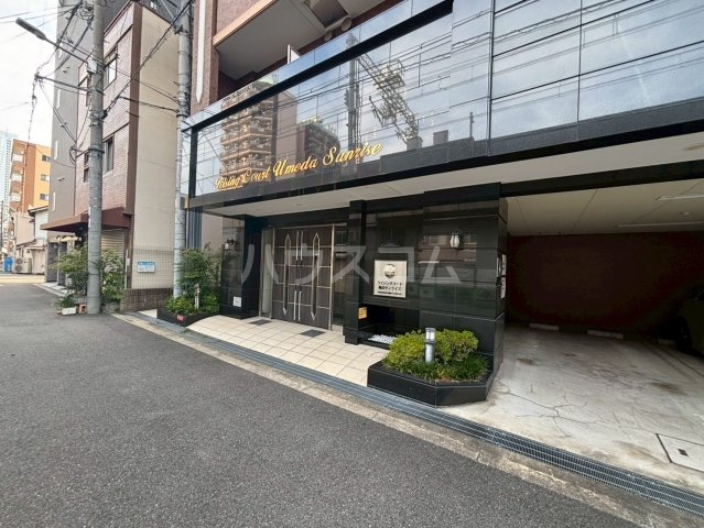 29/30 エントランス